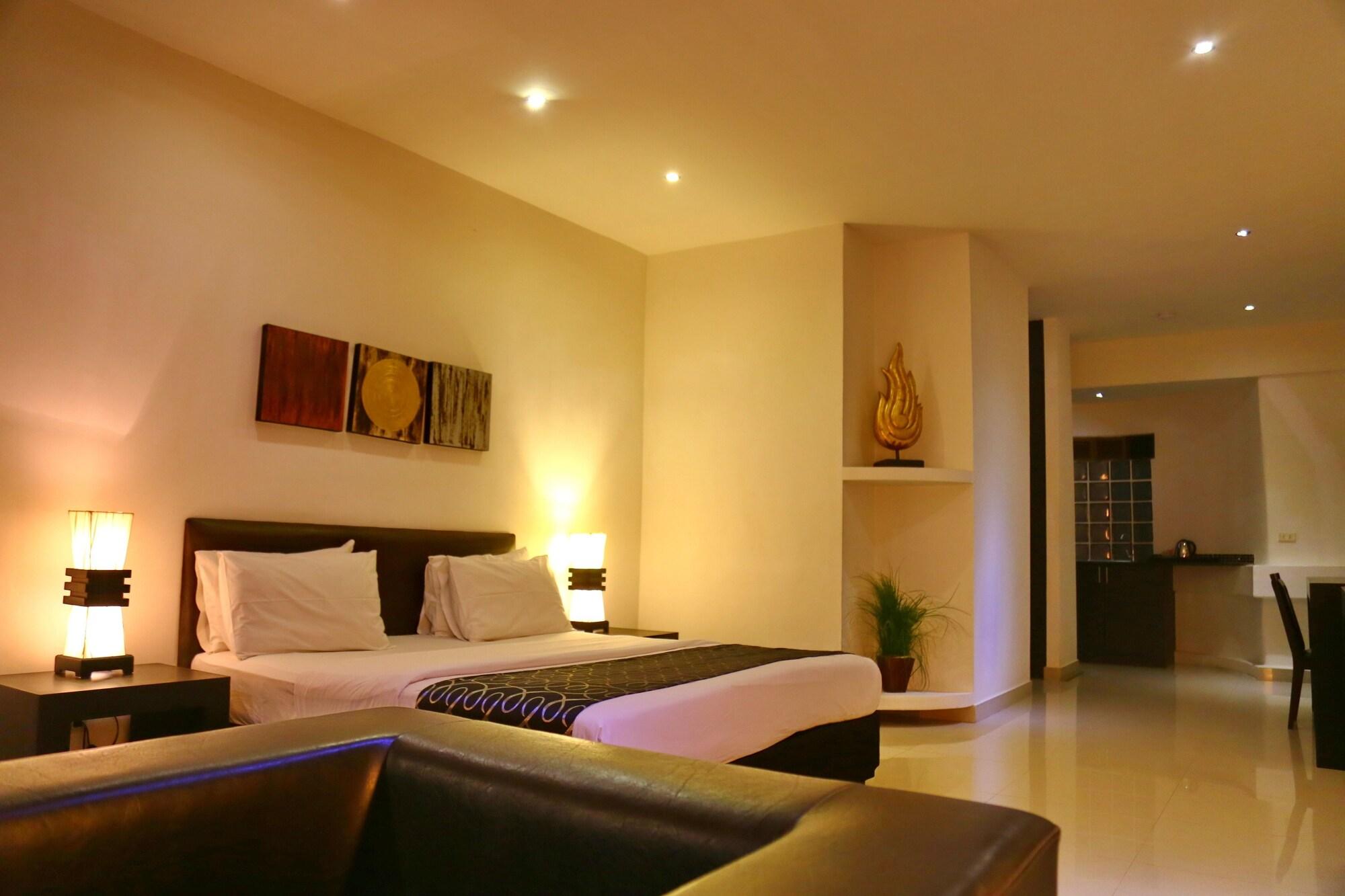 East Suites Pattaya Bagian luar foto