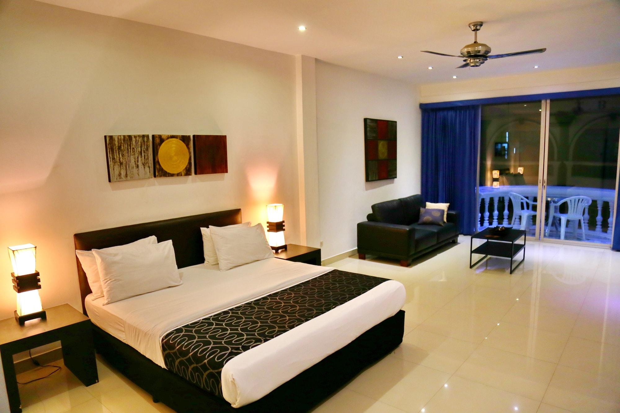 East Suites Pattaya Bagian luar foto