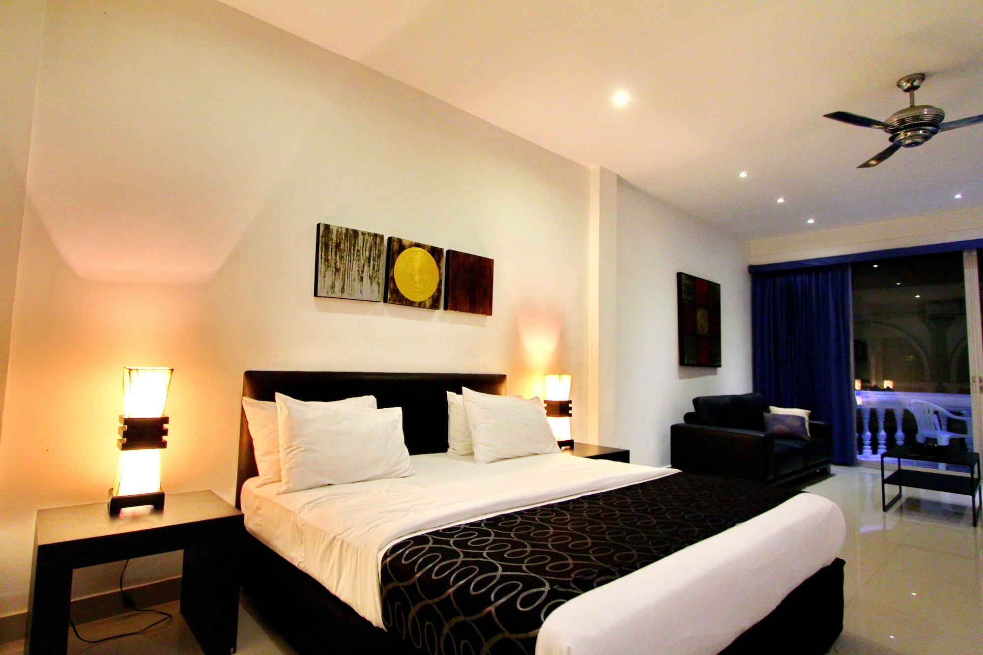 East Suites Pattaya Bagian luar foto