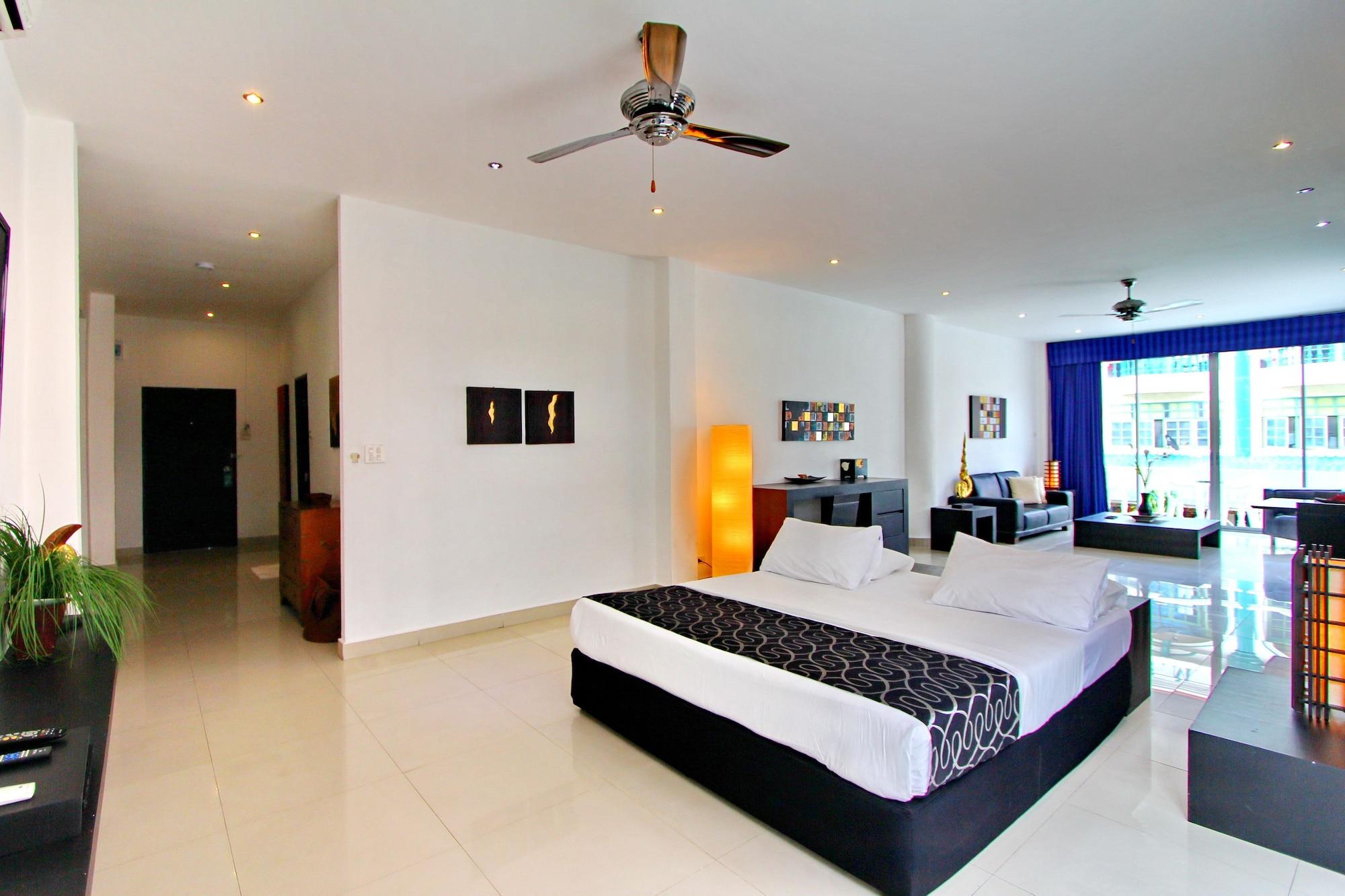 East Suites Pattaya Bagian luar foto