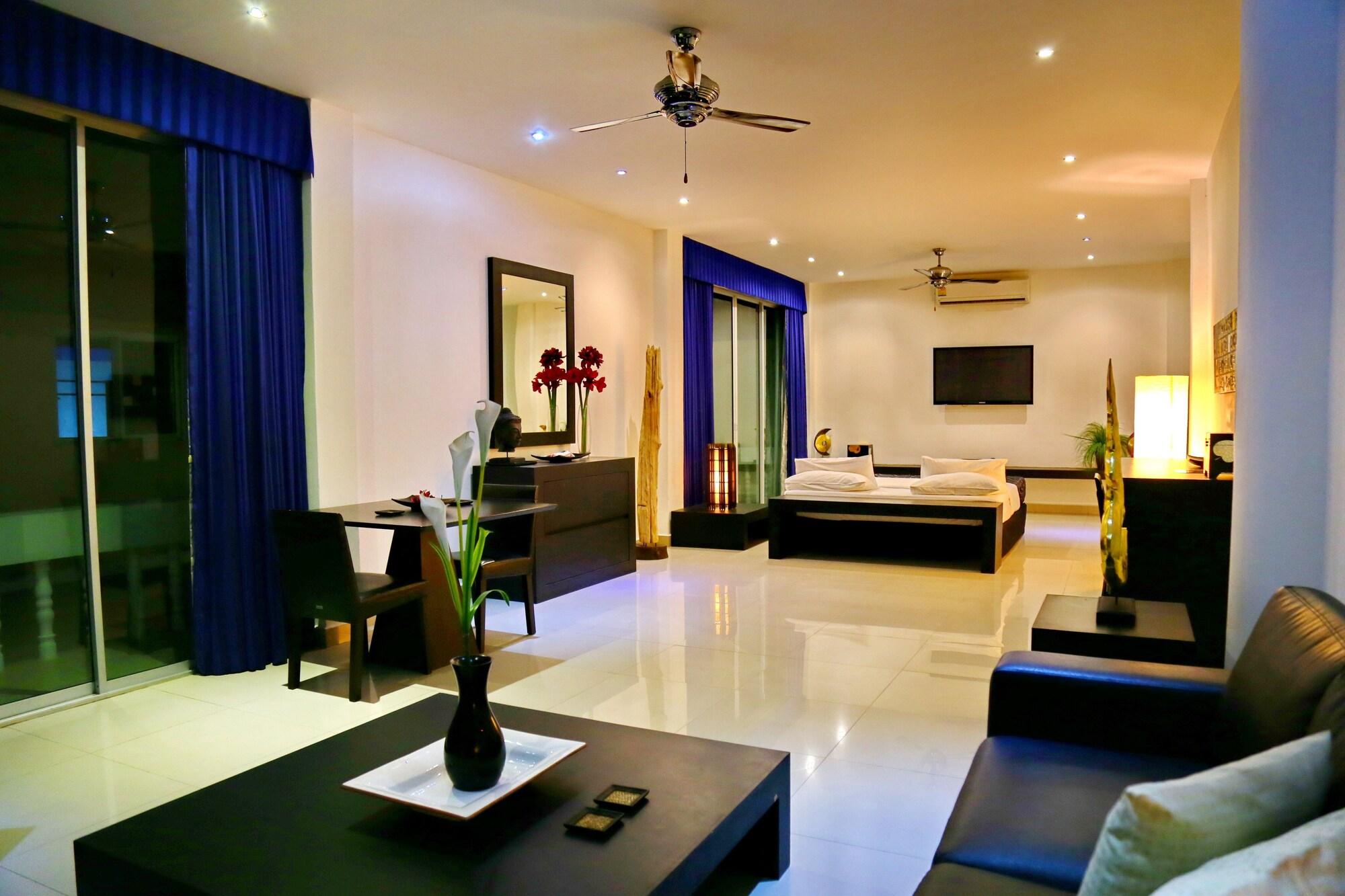 East Suites Pattaya Bagian luar foto