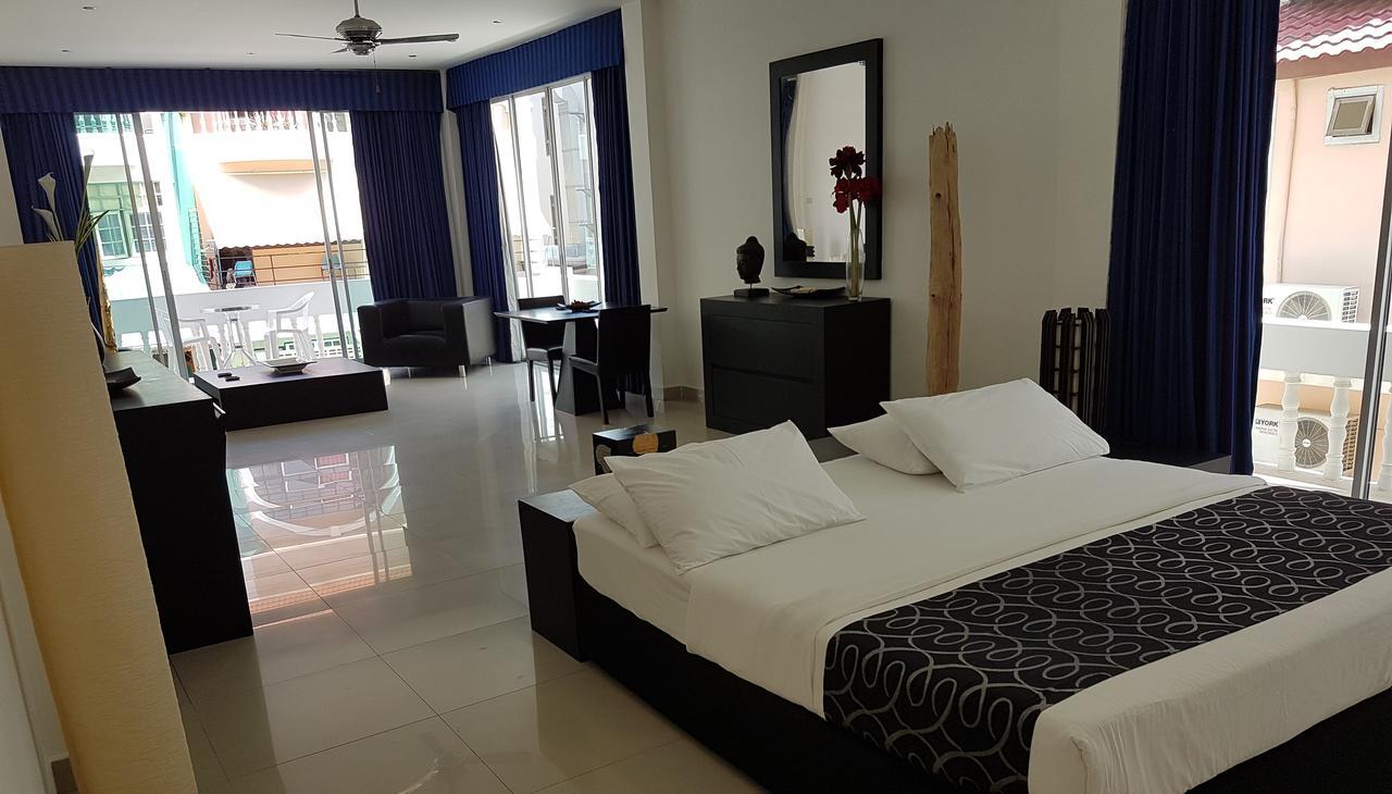 East Suites Pattaya Bagian luar foto