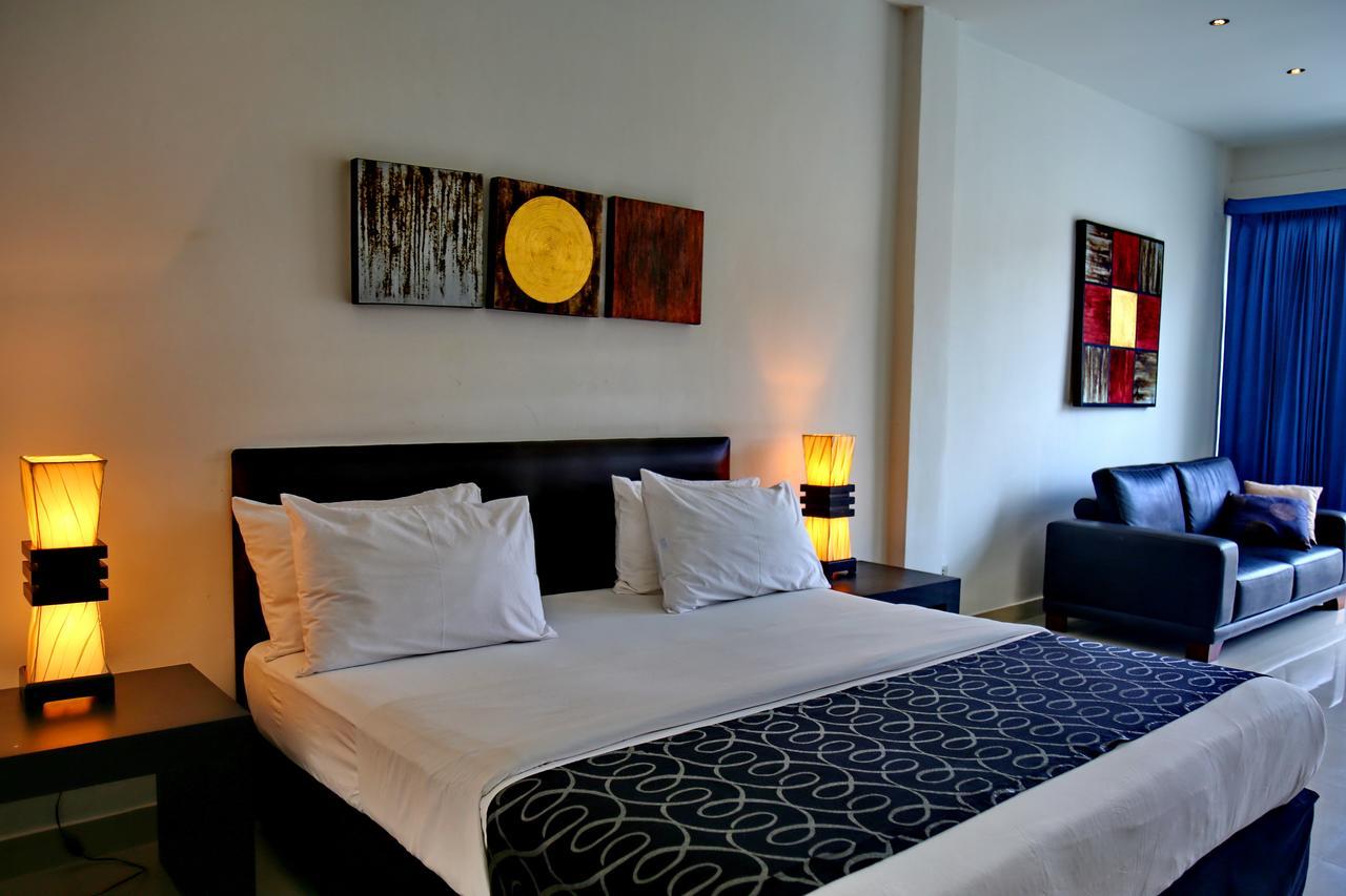 East Suites Pattaya Bagian luar foto